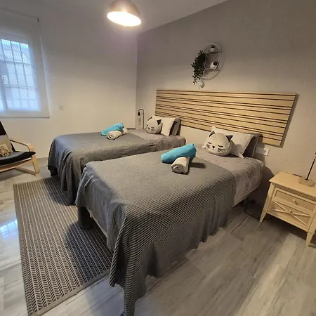 Apartment Luxurious Three Bedroom Duplex Close To *
